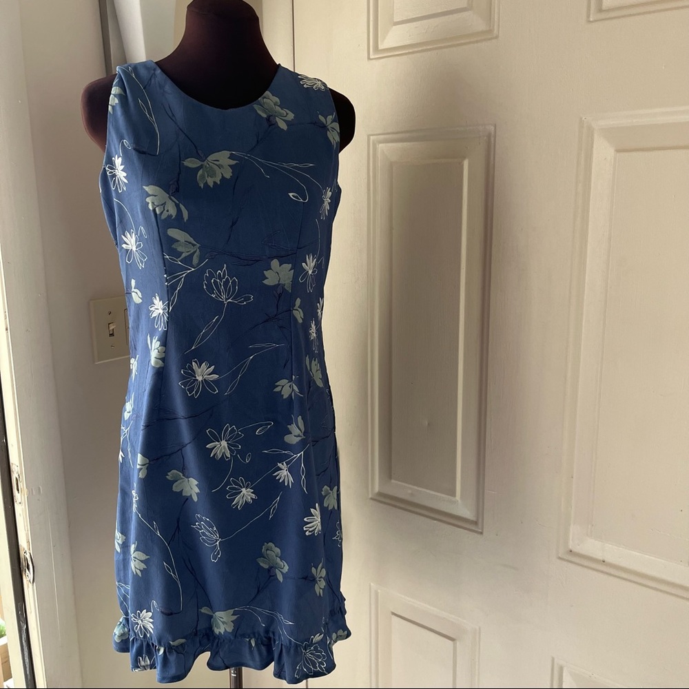 Bicé Sag Harbor sleeveless mini ruffle hem floral textured dress